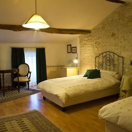 La Bribaudonniere فندق مبيت وإفطار 3*