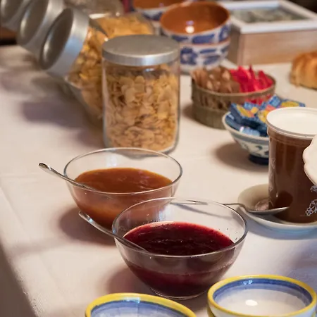 La Bribaudonniere לינה וארוחת בוקר