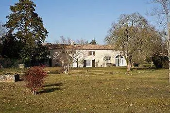 La Bribaudonniere Bed and Breakfast Saint-Palais-de-Phiolin